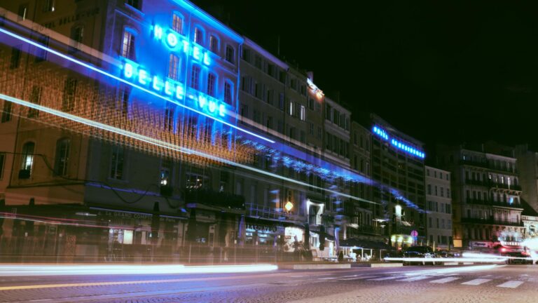 Hôtel indépendant vs chaîne hôtelière : que choisir ?