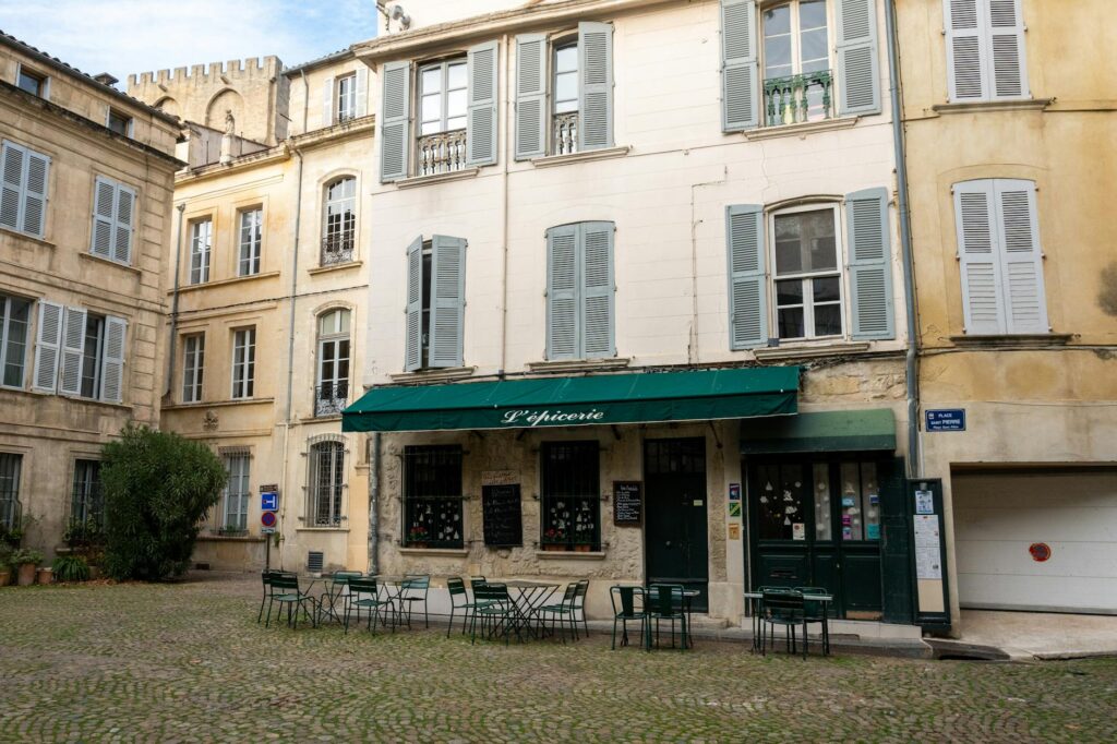 Où Dormir à Avignon : Guide des Meilleurs Hébergements